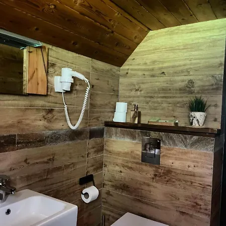 Здравен курорт Forest Houses,форест хаусис