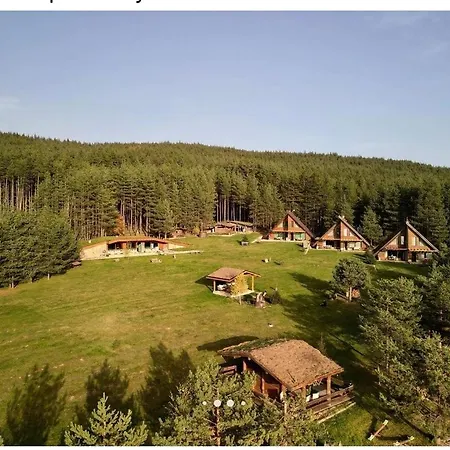 Forest Houses,форест хаусис Station touristique Godech