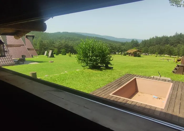 Здравен курорт Forest Houses,форест хаусис *